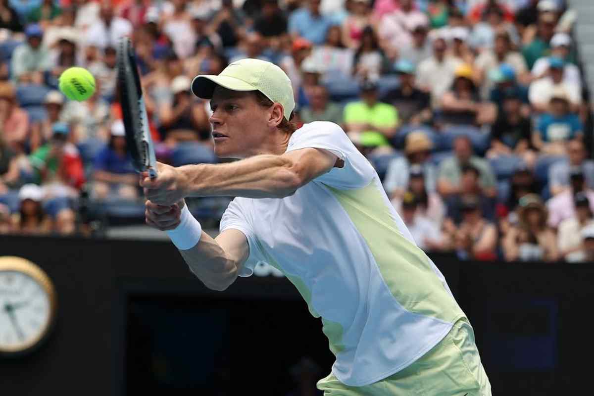 Jannik Sinner in campo agli ultimi Australian Open