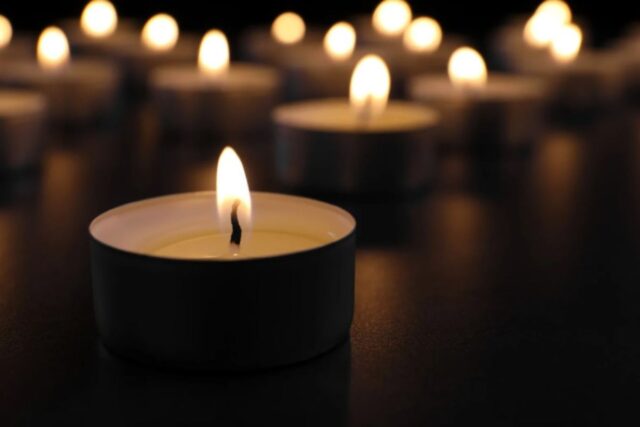 Candele a lutto