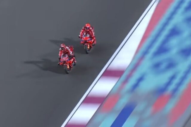 Marc Marquez e Pecco Bagnaia in lotta