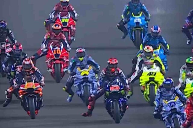 Partenza di una gara di MotoGP