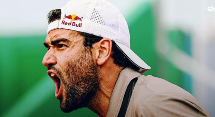 Berrettini durante il match contro Zverev