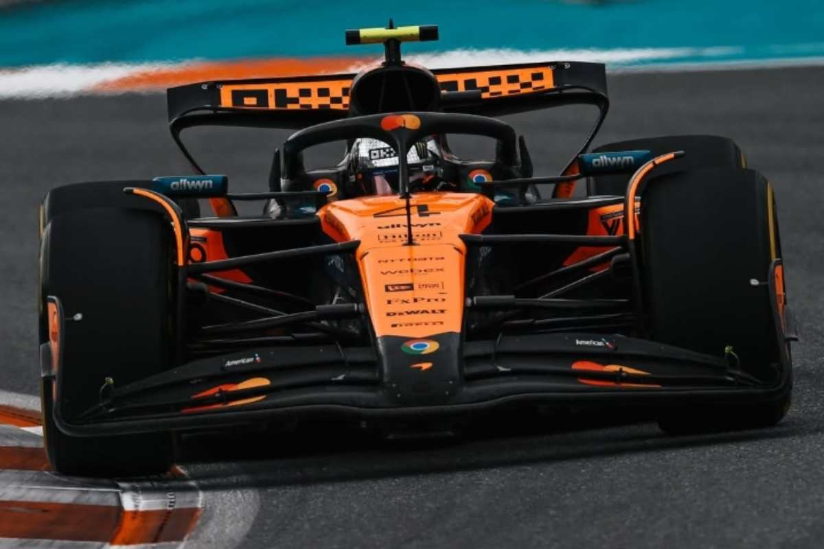 Max Verstappen e McLaren