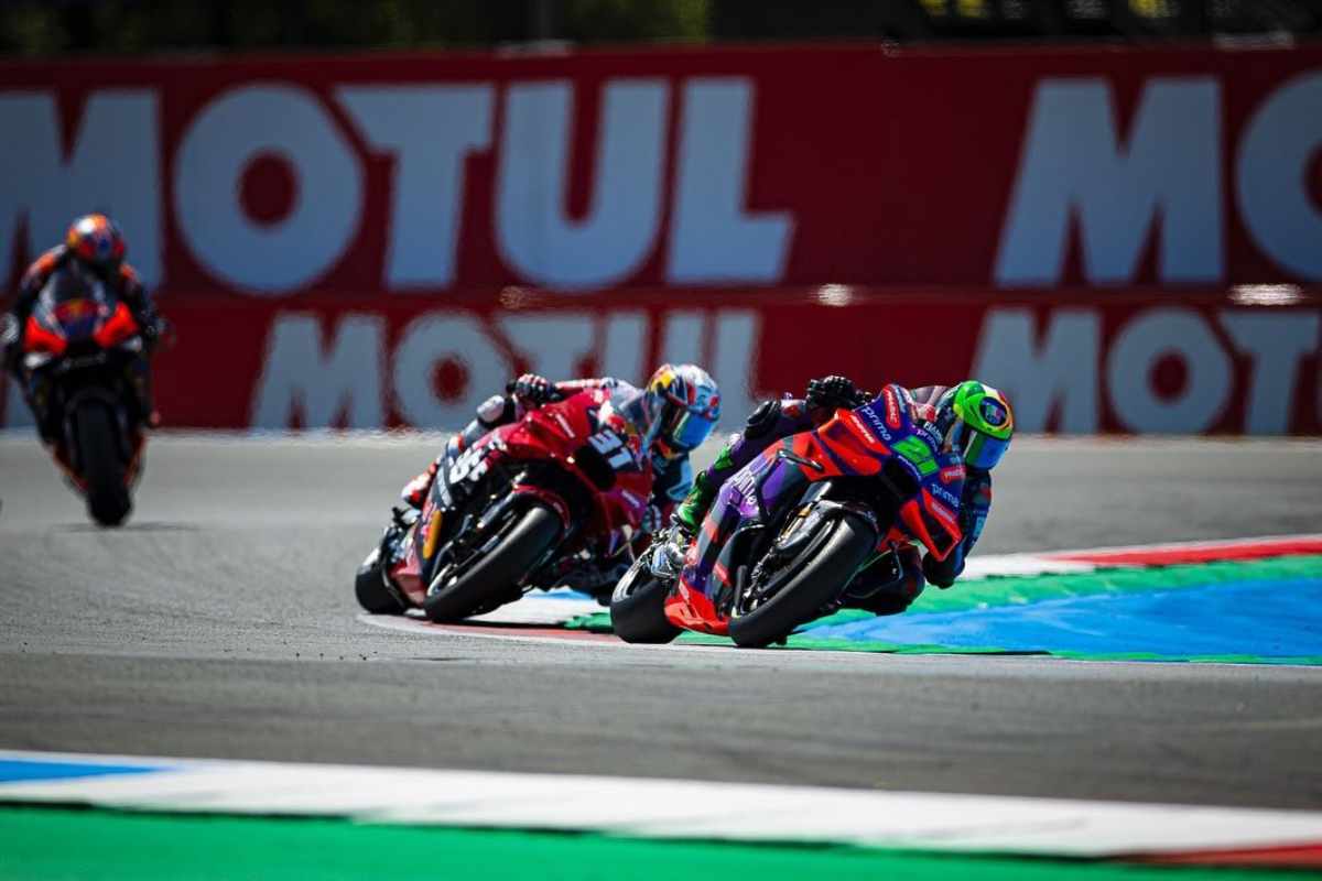 MotoGP incidente da paura