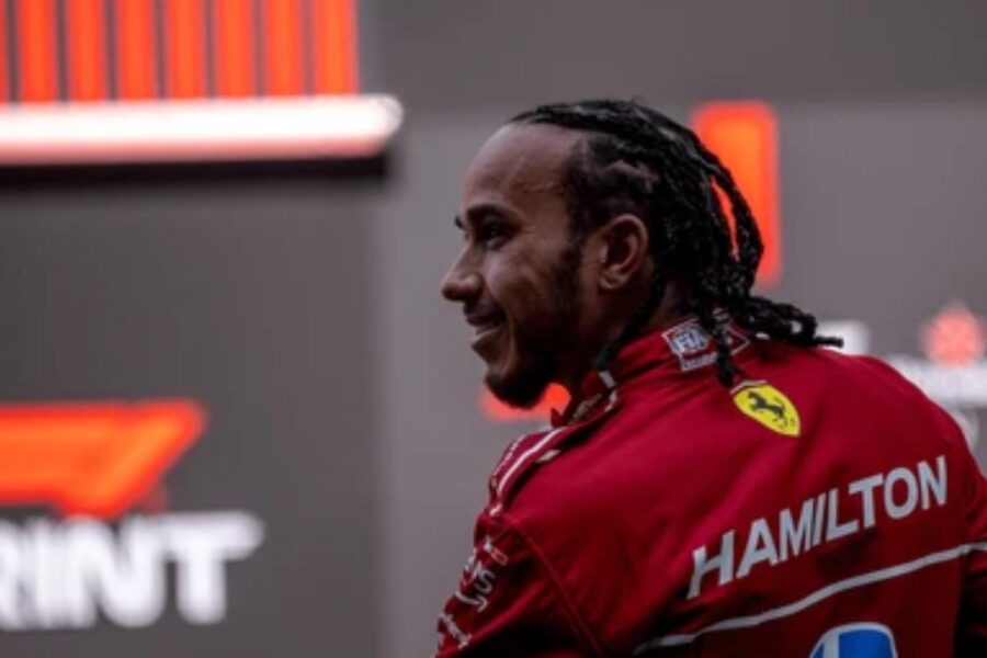 Lewis Hamilton disperato