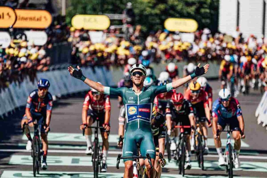 Jonathan Milan trionfa al Tour de France