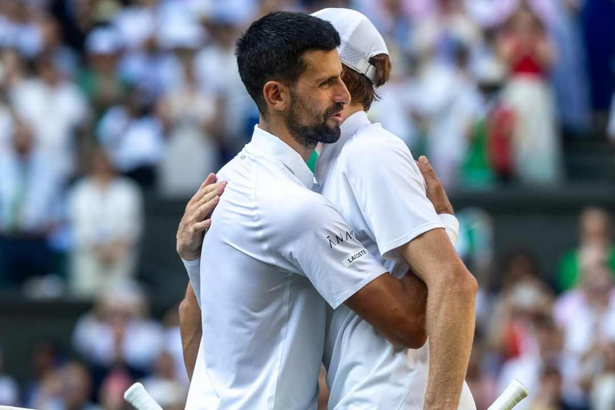 Sinner batte Djokovic 