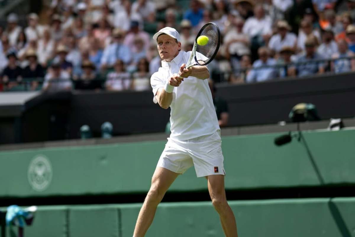 Sinner batte Alcaraz