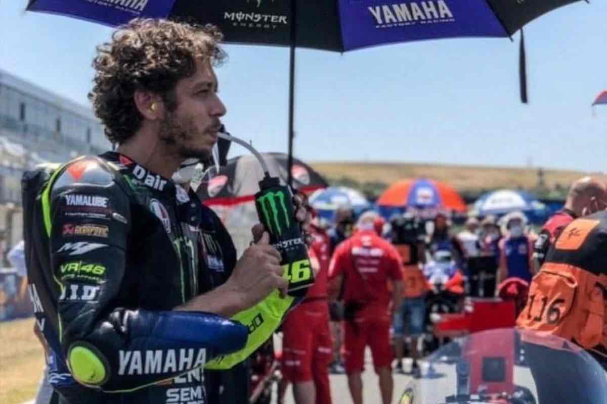 Rossi omaggio F1
