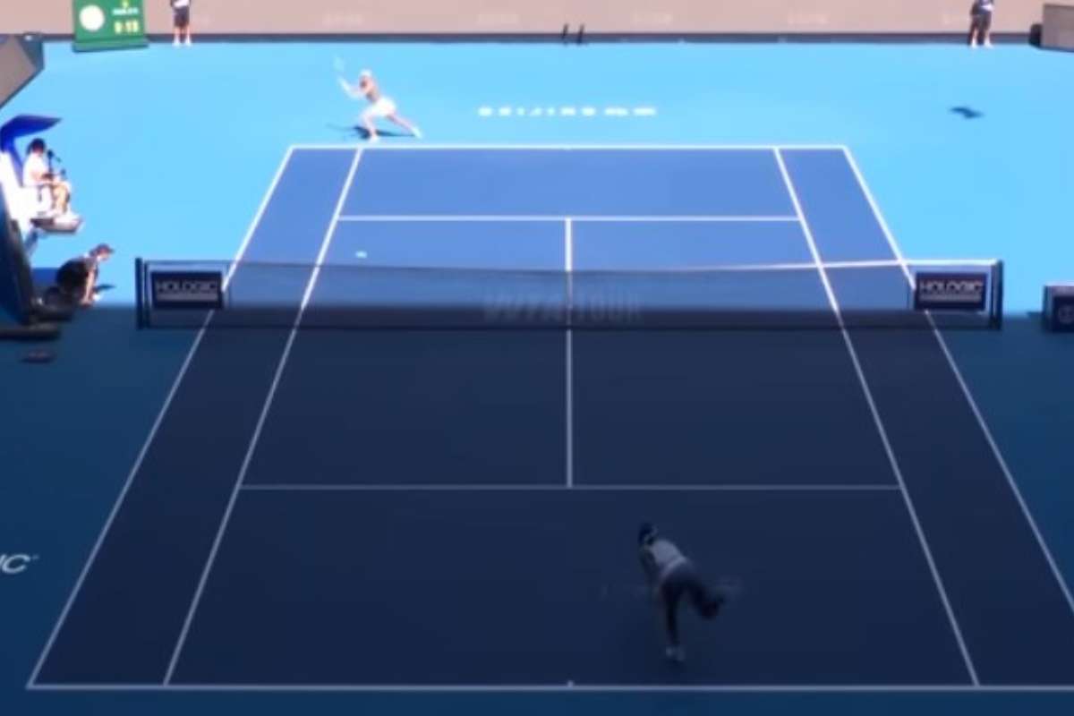 Coco Gauff e Belinda Bencic in campo a Pechino