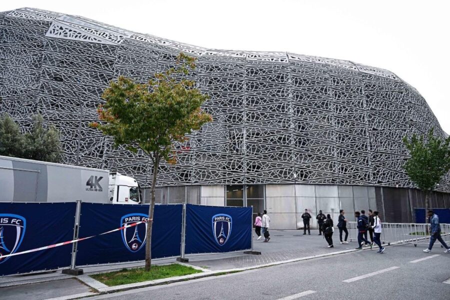 Furto Louvre, 4 sospettati fermati fuori dallo stadio del Paris FC