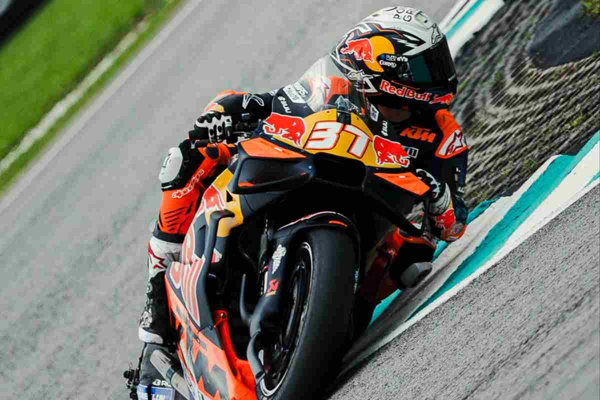 acosta sorpasso bagnaia bezzecchi