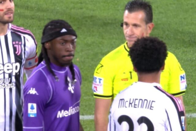 Fiorentina-Juventus, Doveri interrompe per cori contro Vlahovic