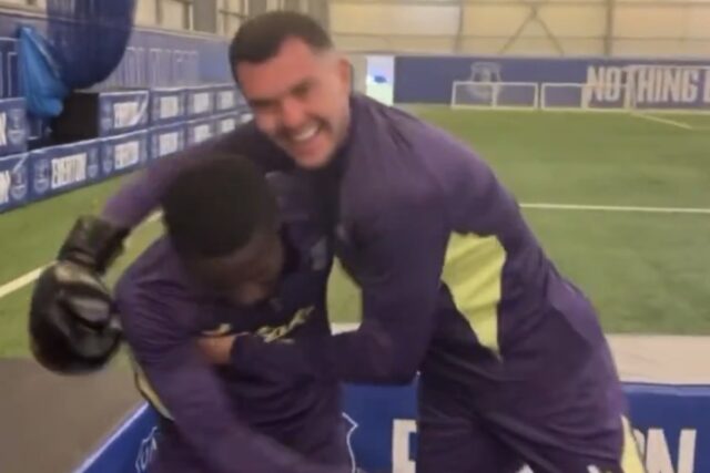 Everton, Keane e Gueye fanno pace