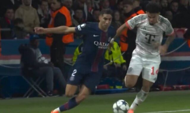 Achraf Hakimi durante la sfida tra il PSG e il Bayern Monaco