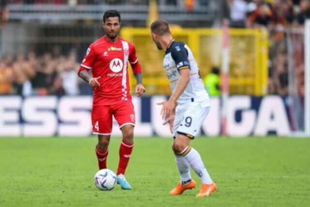 La coppia Izzo-Fico ha perso un bambino: il toccante messaggio social