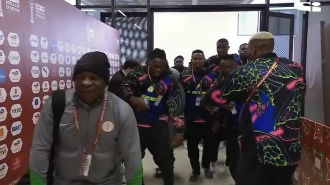 Nigeria, Osimhen e compagni ballano prima della gara di Coppa d’Africa contro l’Uganda
