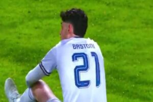 Alessandro Bastoni espulso in Bosnia Italia