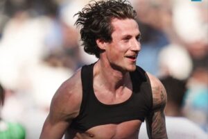 Esultanza Pinamonti Sassuolo-Cagliari