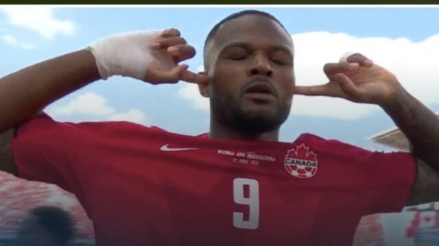 Cyle Larin, autore del gol del pareggio tra Canada e Bosnia
