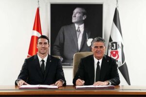 Dusan Vlahovic, attaccante Besiktas